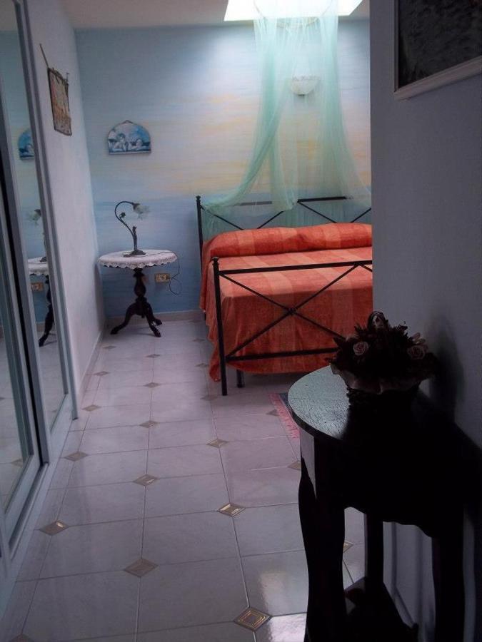 La Casa Di Mariu Bed & Breakfast Furnari Luaran gambar